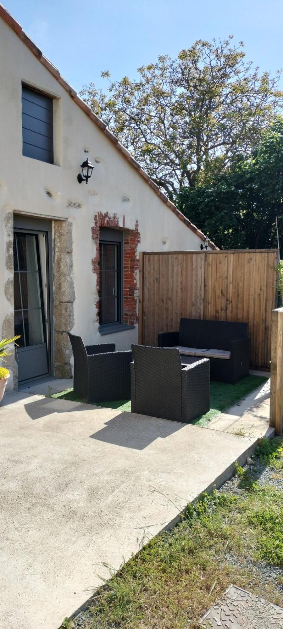 Chez Henri Villa Les Herbiers Exterior photo